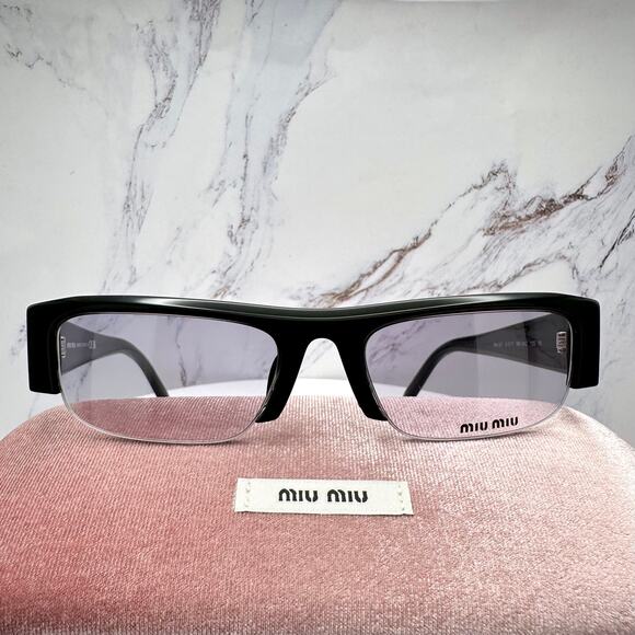 New MIU MIU Vedette Sunglasses Seen on Kylie Jenner MU B07S 16K04O Black Italy - Picture 2 of 16